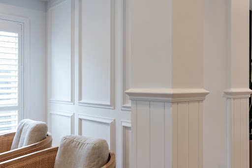 Rail chair and dado